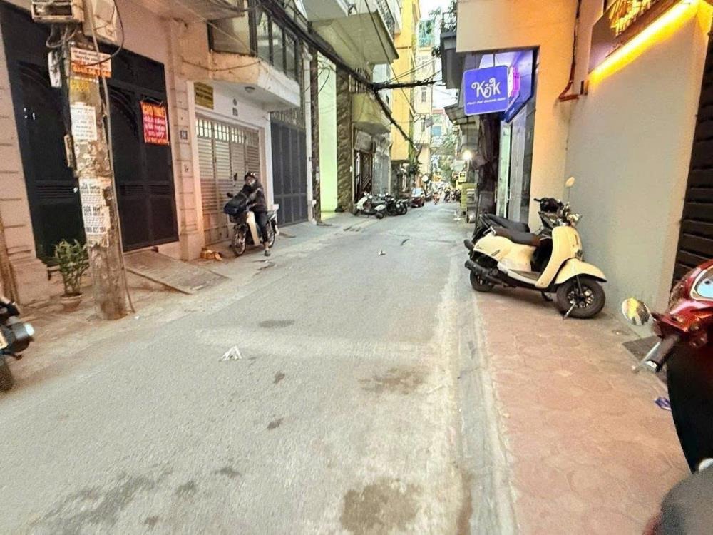 Bán nhà phố Thái Hà - Giá 16.7 tỷ - Vị trí đẹp, Thiết kế hiện đại