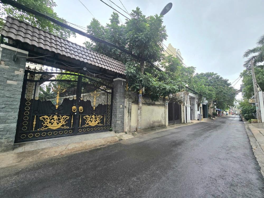 Bán Biệt Thự Mặt Tiền Khu Thảo Điền, Quận 2 - 60 Tỷ