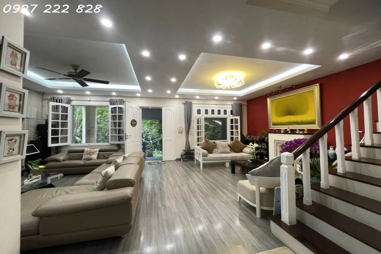 LÔ GÓC PHỐ KIM MÃ, BA ĐÌNH - 65M2 – MẶT TIỀN 9.8M - 5 TẦNG – GIÁ 20 TỶ