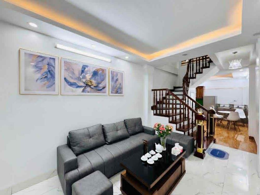 Nhà đẹp trung tâm Thanh Xuân - 4 Tầng - Giá 7.85 Tỷ
