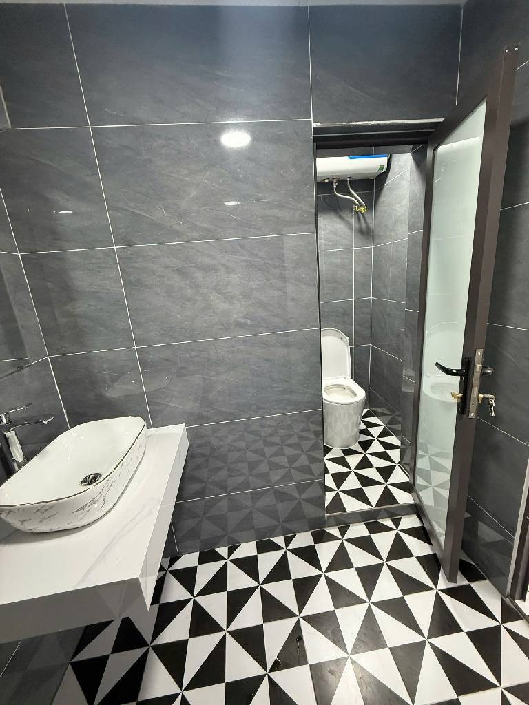 Bán Căn Hộ Tập Thể Tân Mai, Hoàng Mai: 60m², 2PN, Full Nội Thất, Giá 2.86 Tỷ