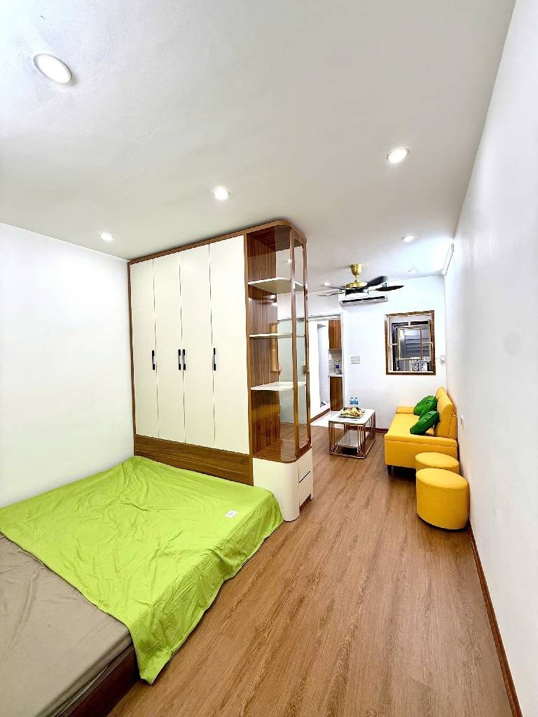 Bán Căn Hộ Tập Thể Tân Mai, Hoàng Mai: 60m², 2PN, Full Nội Thất, Giá 2.86 Tỷ