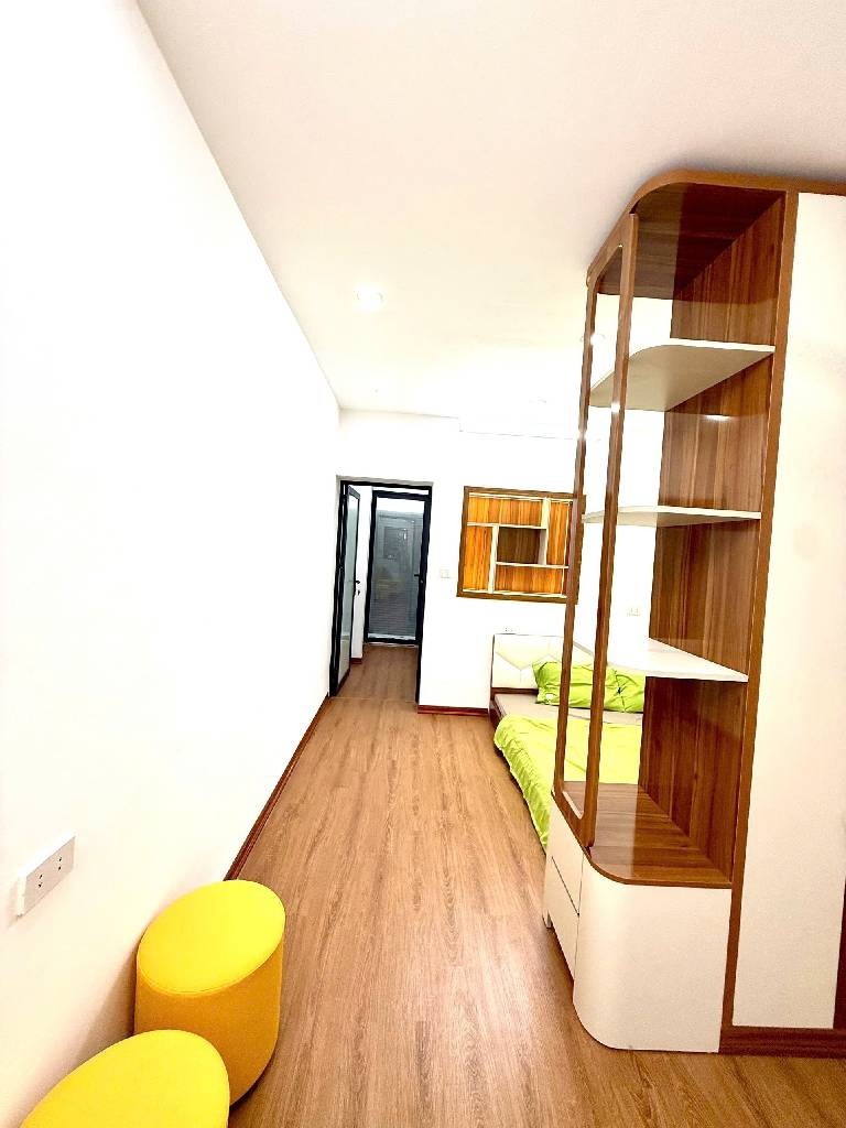 Bán Căn Hộ Tập Thể Tân Mai, Hoàng Mai: 60m², 2PN, Full Nội Thất, Giá 2.86 Tỷ