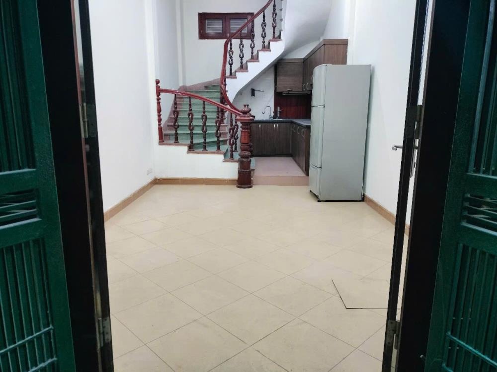 Nhà Ngõ 81 Lương Định Của: Cho Thuê/Mua 35m2, 4 Phòng Ngủ, Full Tiện Nghi
