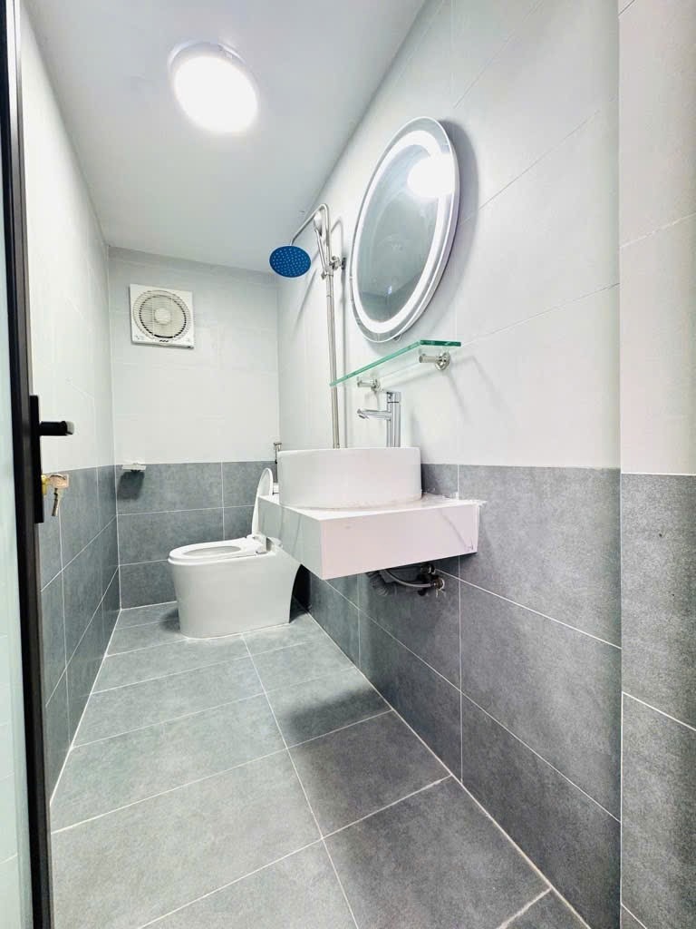 Nhà Xinh Ba Đình: 6 Tỷ, Ngõ Ba Gác, Ô Tô Đỗ Gần, Nội Thất Đầy Đủ