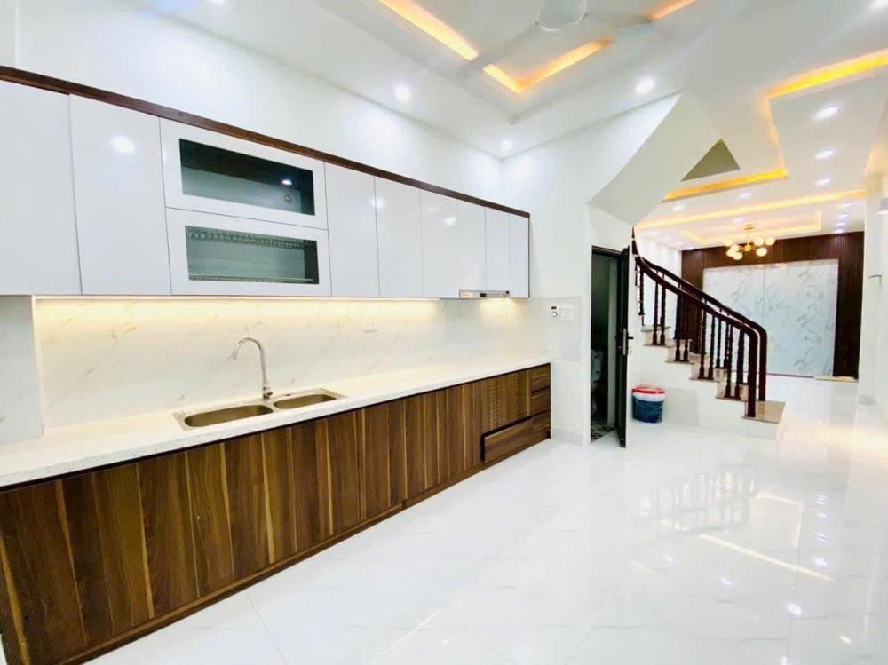 Bán nhà phân lô Nguyễn Hoàng - Kinh doanh đỉnh - Ô tô - Gần bến xe Mỹ Đình