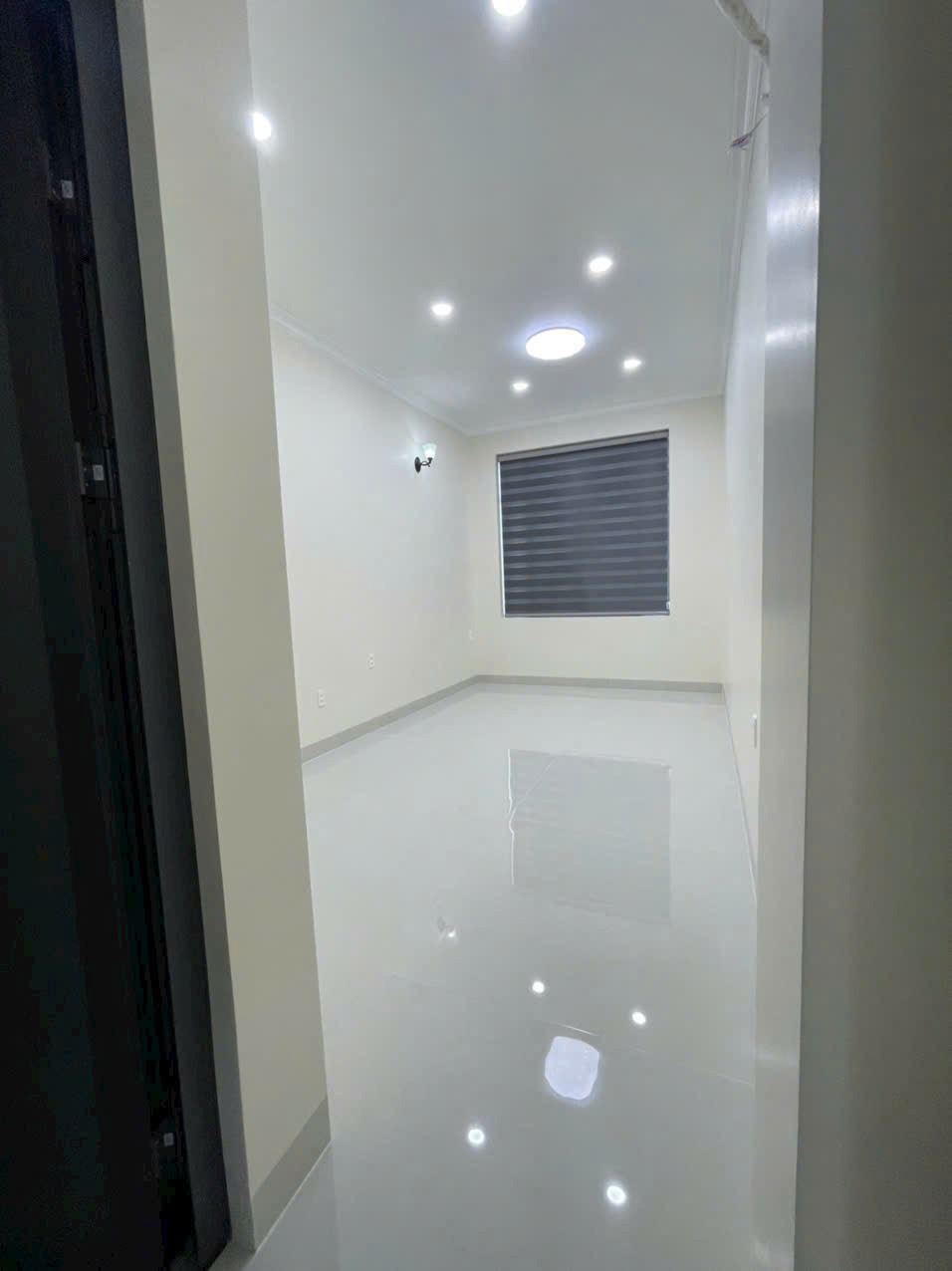 Biệt Thự Củ Chi: 245m2, 1 Lầu 4PN, 5WC - Giá 12.8 Tỷ