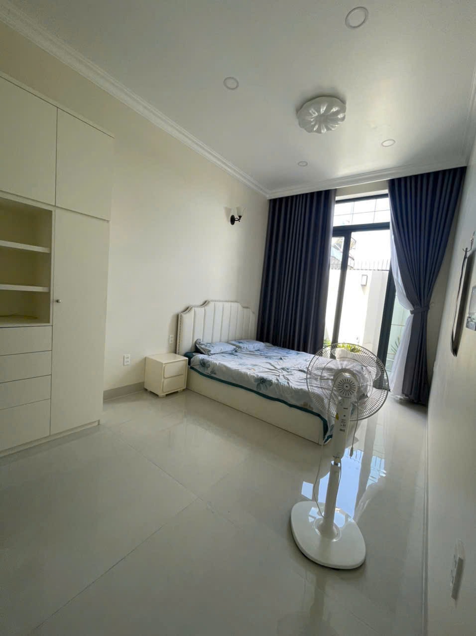 Biệt Thự Củ Chi: 245m2, 1 Lầu 4PN, 5WC - Giá 12.8 Tỷ