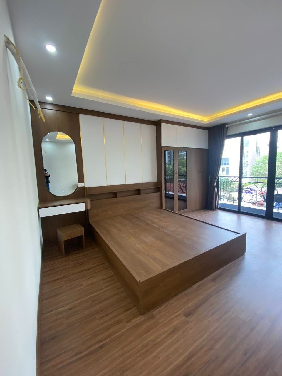 Bán nhà Phan Đình Giót Hà Đông - 5T Xây Mới Full Nội Thất - Giá Chỉ 6 tỷ