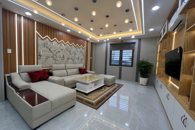 NHÀ TRUNG MỸ TÂY KHU PHÂN LÔ-ĐƯỜNG 8M LỀ 2M- 72M2- 5 TẦNG - NHỈNH 8 TỶ