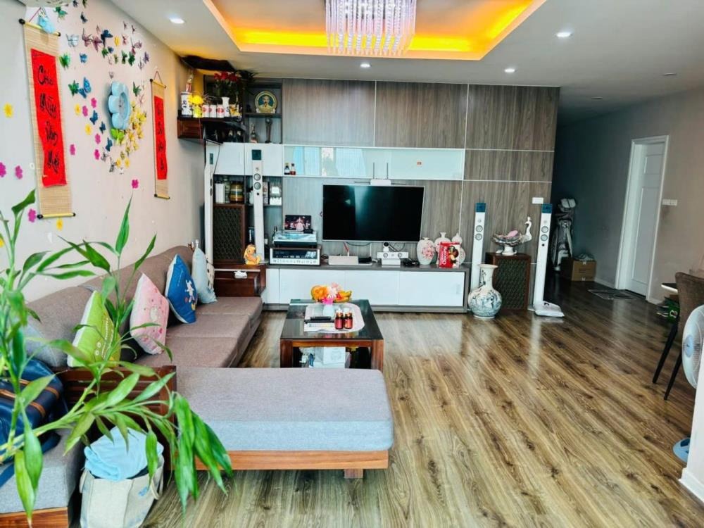 Chung Cư Nguyễn Trãi - Vị Trí Vàng, 3PN, Full Nội Thất - Giá Tốt