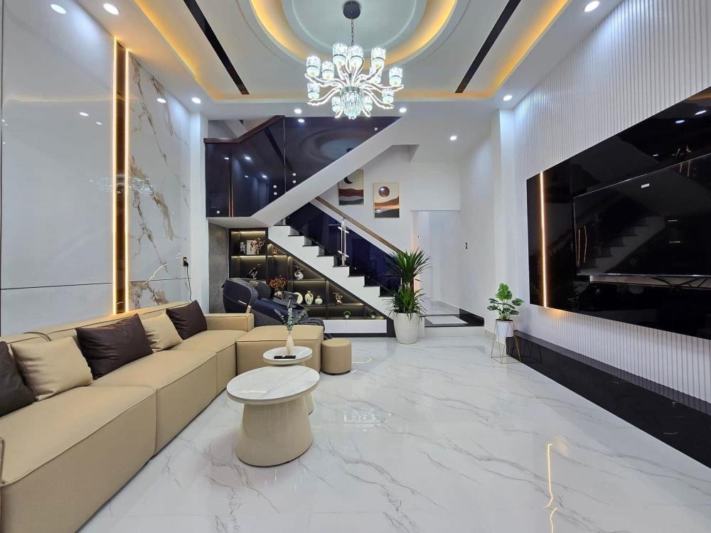 Bán nhà chính chủ Tô Hiến Thành, Quận 10 - 3 tỷ 325 - 60m²