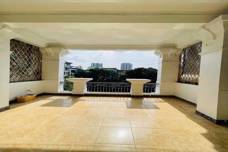 Bán nhà phố Ngọc Khánh, Ba Đình, Lô góc, Oto tránh, 97m2, 5 tầng, 22 tỷ, Ở cực sướng