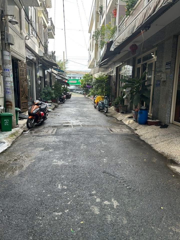 Bán nhà Tân Kỳ Tân Quý, Bình Tân - 53m2, 4 tầng, Hẻm Ôtô 6m - Giá: 6 tỷ X
