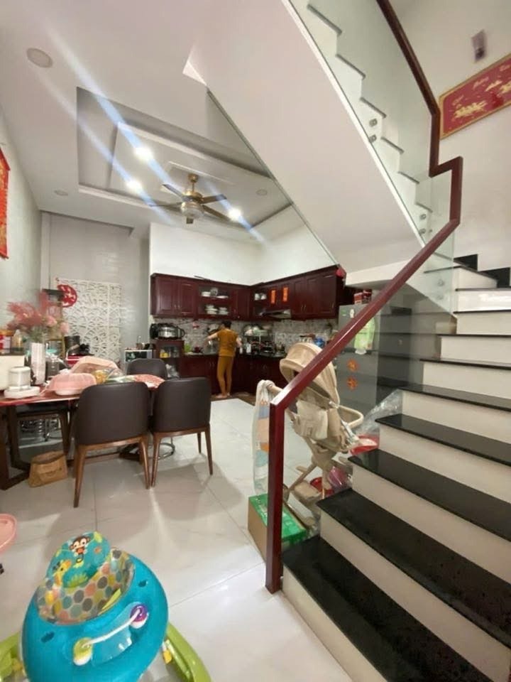Bán nhà Tân Kỳ Tân Quý, Bình Tân - 53m2, 4 tầng, Hẻm Ôtô 6m - Giá: 6 tỷ X