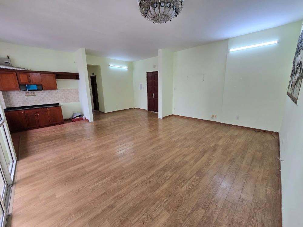 Căn Góc 3PN, 112m2, Tầng Trung, View Đẹp - Cầu Giấy, Giá 8.45 tỷ