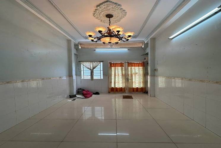 HOÀNG VĂN THUH, P8, PHÚ NHUẬN - 4,5 TỶ