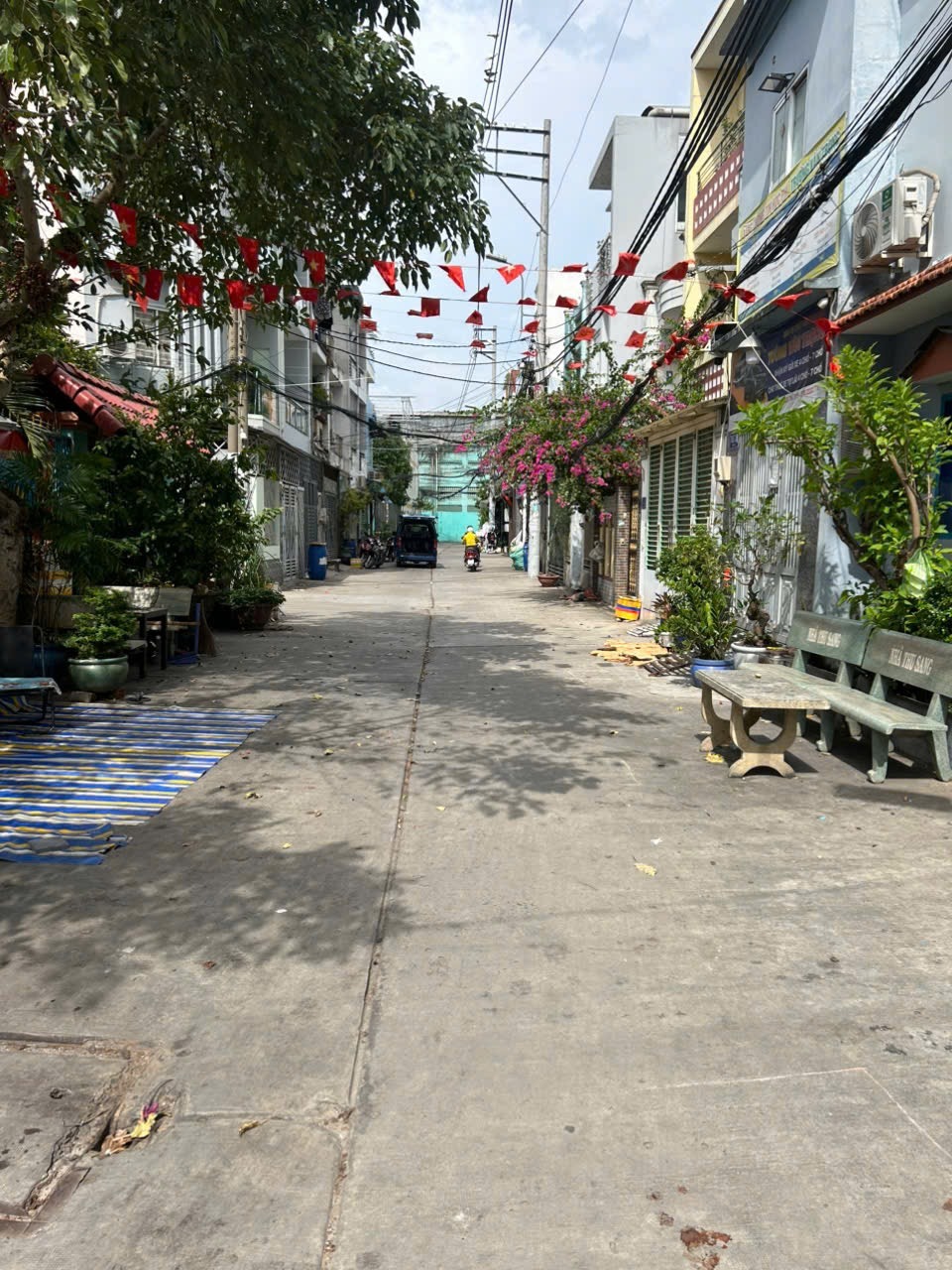 Bán Nhà Hương Lộ 2, Bình Tân: 6 Tỷ, Hẻm Ôtô, 4PN, 60m2