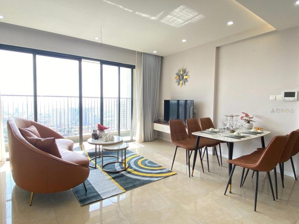 Căn hộ 2PN View Hồ Vinhomes D’Capitale - Giá Tốt - C7