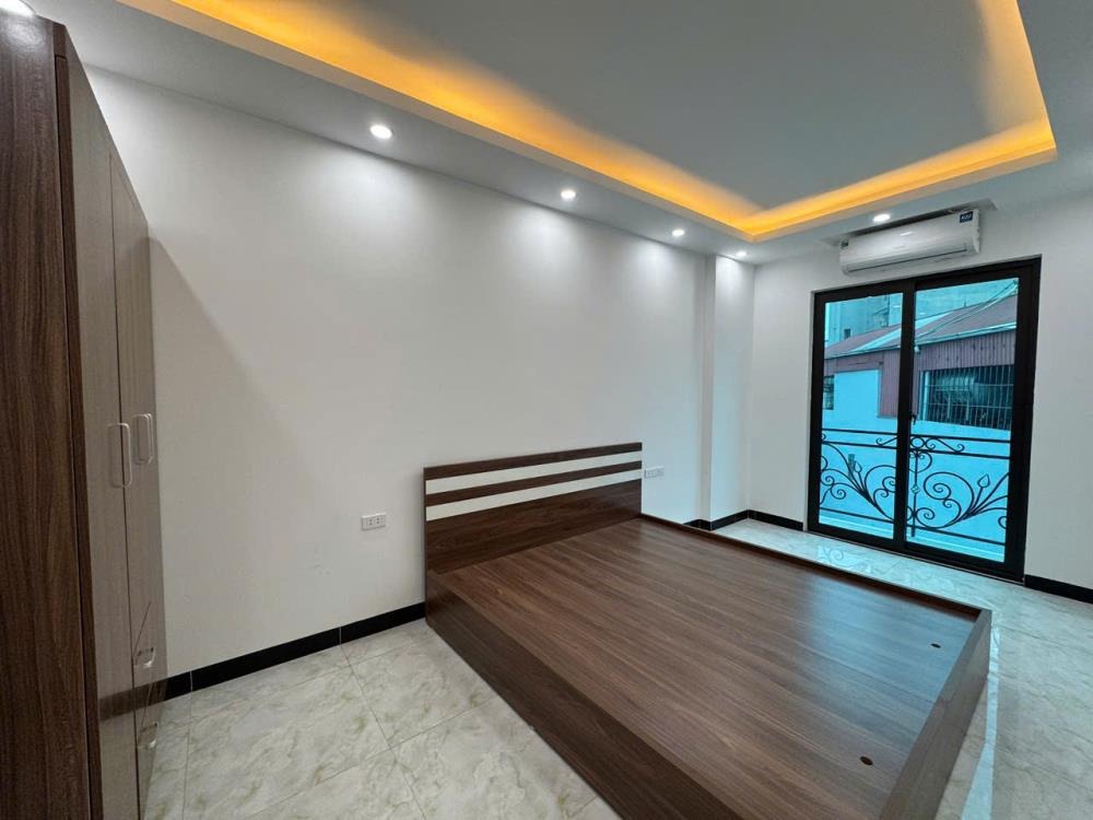Nhà 5 Tầng 1 Lửng Thang Máy: Thiết Kế Đẳng Cấp, Công Năng Tối Ưu - [Địa Điểm]