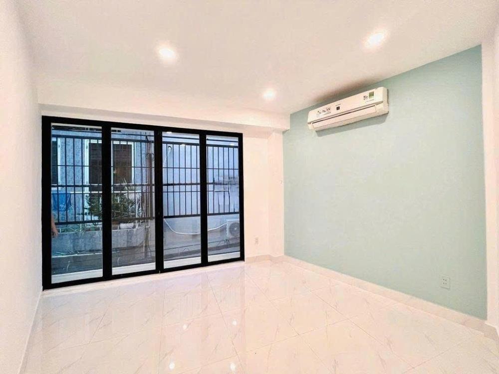 Cho Thuê Nhà Nguyên Căn Bình Thạnh - 2PN, Vị Trí Đắc Địa, Giá Tốt