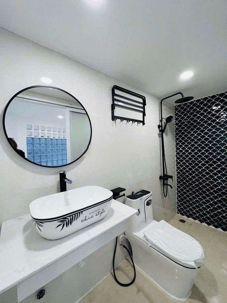 Cho Thuê Nhà Nguyên Căn Bình Thạnh - 2PN, Vị Trí Đắc Địa, Giá Tốt