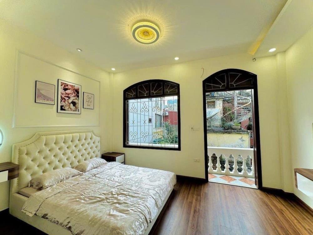 Bán nhà Trương Định 4 tầng, 2 mặt thoáng, mặt tiền rộng 4.6m - Giá 7.3 tỷ
