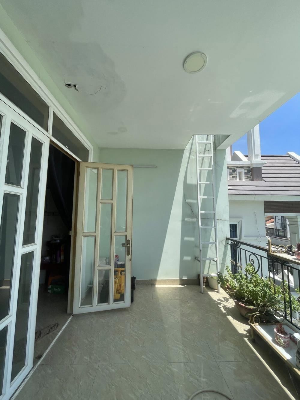 Mặt Tiền Kinh Doanh Đường Lê Văn Việt, Phường Tăng Nhơn Phú B - Diện Tích 147m2, Giá Tốt