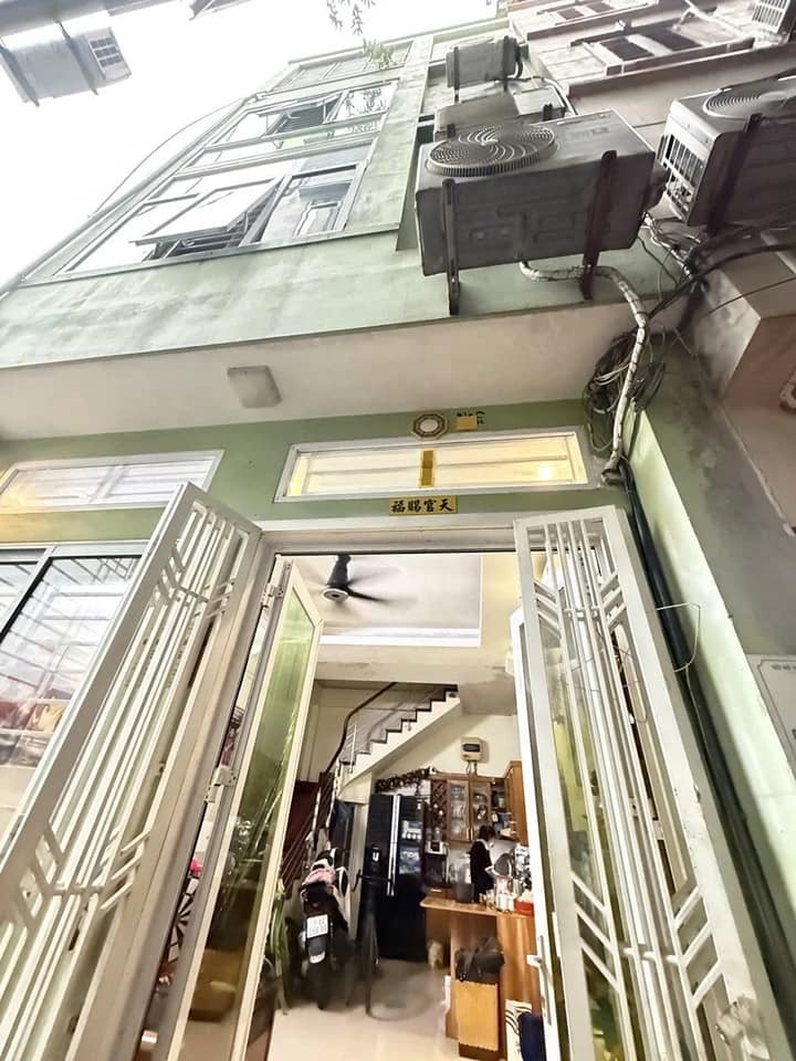 Nhà đẹp dân xây, ngõ rộng - 165 Dương Quảng Hàm, Cầu Giấy