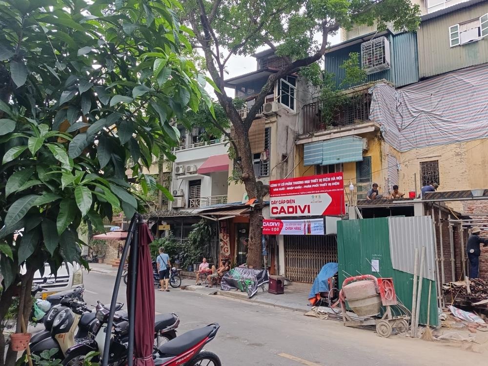 Nhà Mặt Phố Quận Hai Bà Trưng - 40m2 - Giá 23 Tỷ - Ô Tô Đỗ Cửa