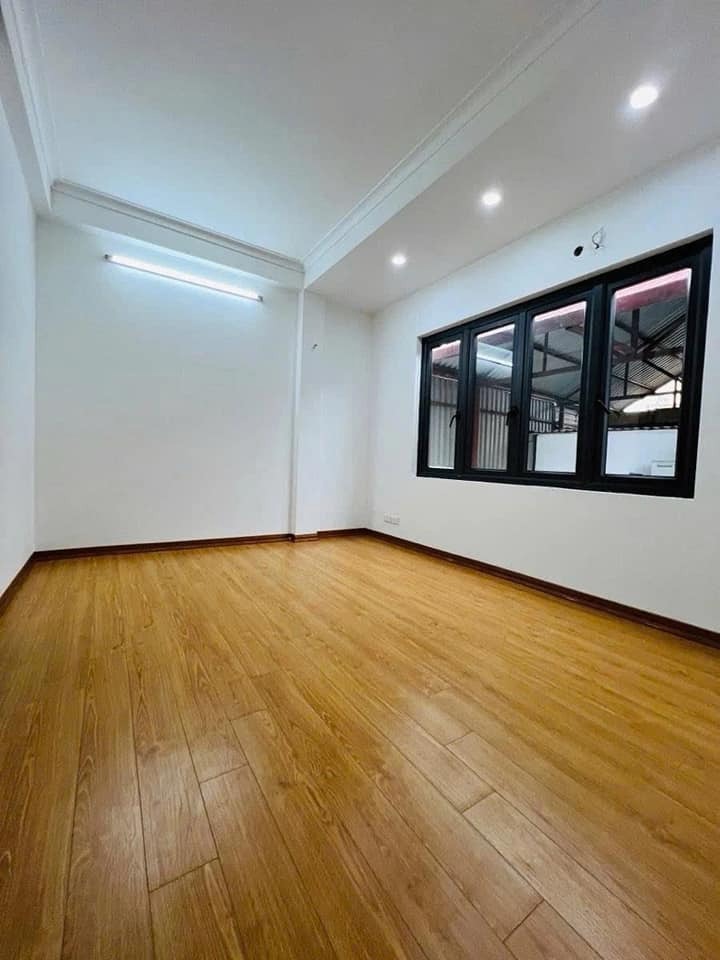 Nhà đẹp dân xây, ngõ rộng - 165 Dương Quảng Hàm, Cầu Giấy