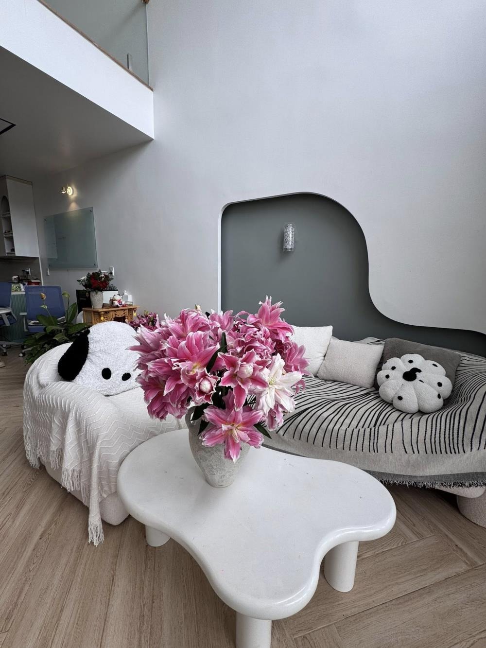 Bán Gấp Nhà Phố Minh Khai - Sổ Đỏ, 3PN, Giá 7.2 Tỷ