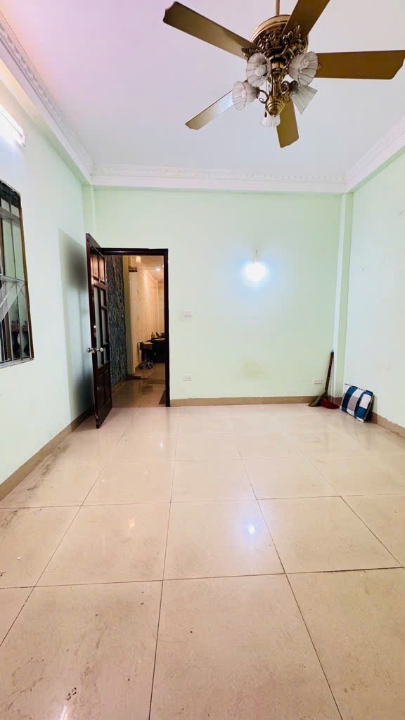 Phân Lô VIP Tây Sơn - Ngõ Thông, Ô Tô Vào Nhà, Vừa Ở Vừa Kinh Doanh