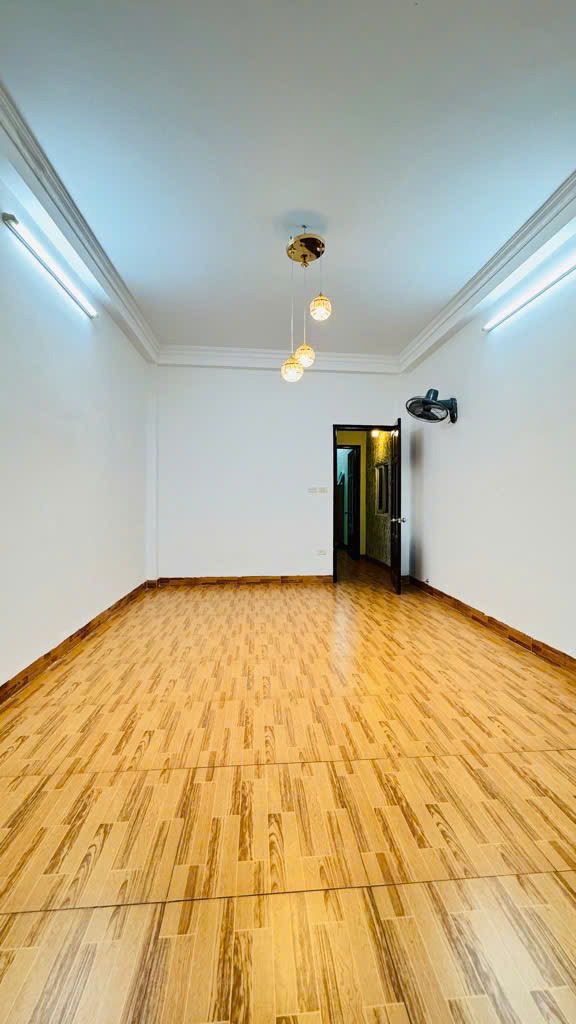 Phân Lô VIP Tây Sơn - Ngõ Thông, Ô Tô Vào Nhà, Vừa Ở Vừa Kinh Doanh