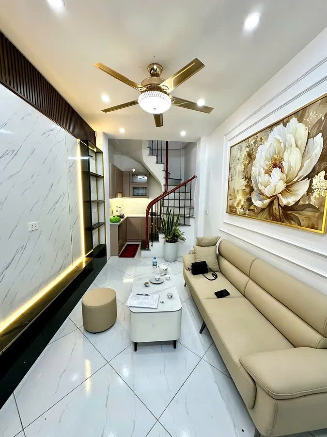 Nhà đẹp Minh Khai - 50m ra phố - 4 Tầng - Giá 5.45 tỷ