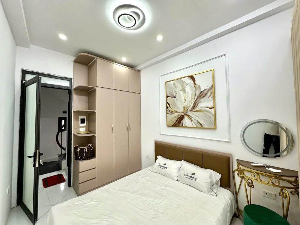 Nhà đẹp Minh Khai - 50m ra phố - 4 Tầng - Giá 5.45 tỷ