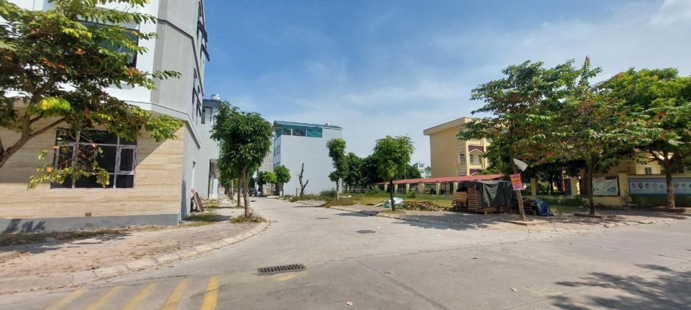 Chính chủ gửi bán lô góc nhà vườn Chi Đông - Sổ đỏ - Giá Đầu Tư