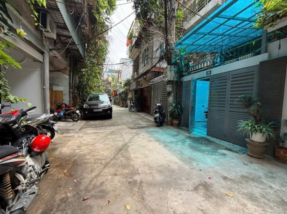 Mặt Phố Giải Phóng - Lô Góc Hót - Ô Tô Đỗ Cửa - Full Nội Thất - Giá Tốt