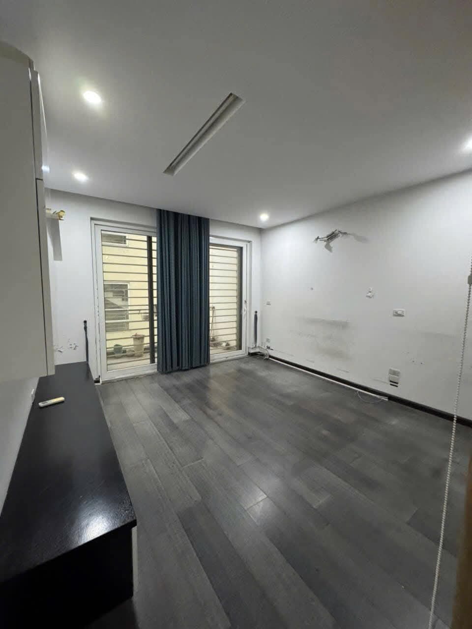 Bán nhà phố Linh Lang - Ba Đình: Phân lô - 3 Mặt Thoáng - Kinh Doanh - Giá Tốt