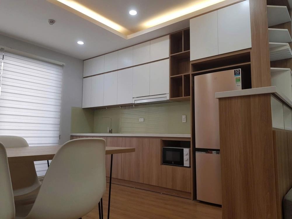 Căn Hộ Cao Cấp Center Point 219 Trung Kính: 71m2, 2PN, Full Nội Thất, Giá 6.6 Tỷ