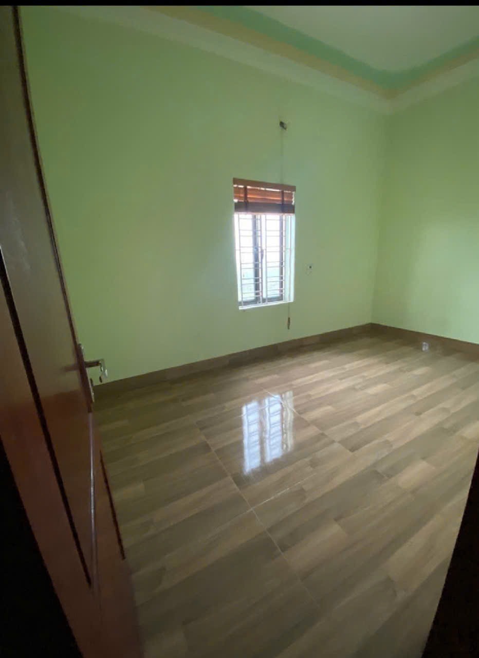 Nhà 4 Tầng 3.9 Tỷ - Vị Trí Đẹp Tại Việt Hưng, Long Biên