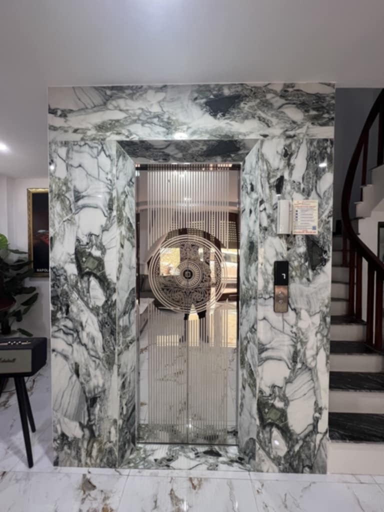 Bán Nhà Phố Khương Hạ 7 Tầng, Thang Máy, Ô Tô Trong Nhà