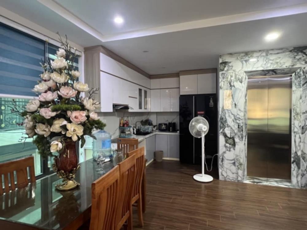 Bán Nhà Phố Khương Hạ 7 Tầng, Thang Máy, Ô Tô Trong Nhà