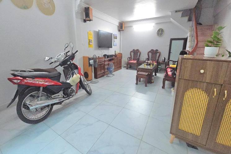 Bán nhà Thái Thịnh 35m 4 tầng MT4.3m lô góc, kinh doanh hơn 13 tỷ