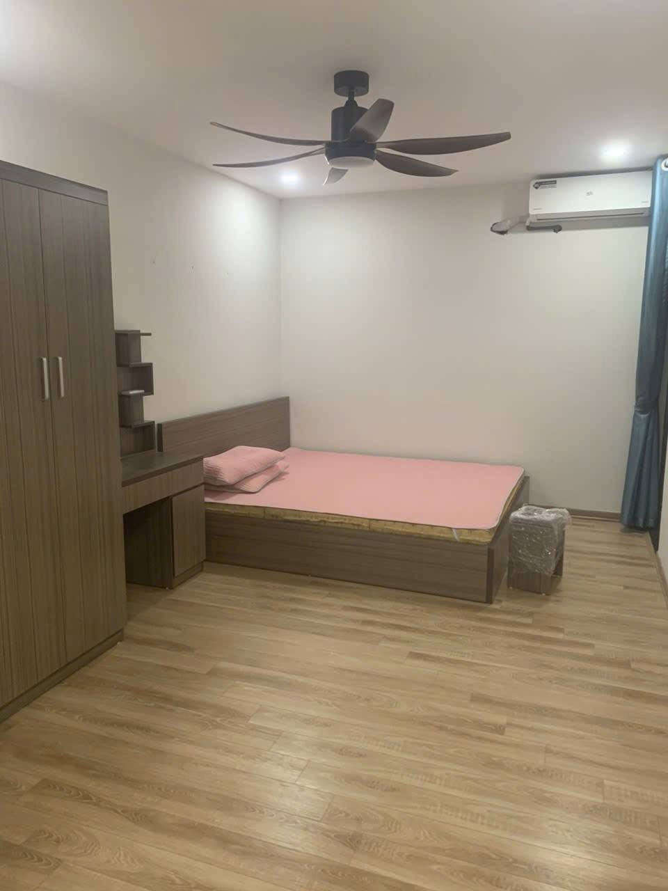 Chung Cư Tây Hồ Riverview 93m² 3PN Full Nội Thất, View Đẹp, Giá 7 Tỷ