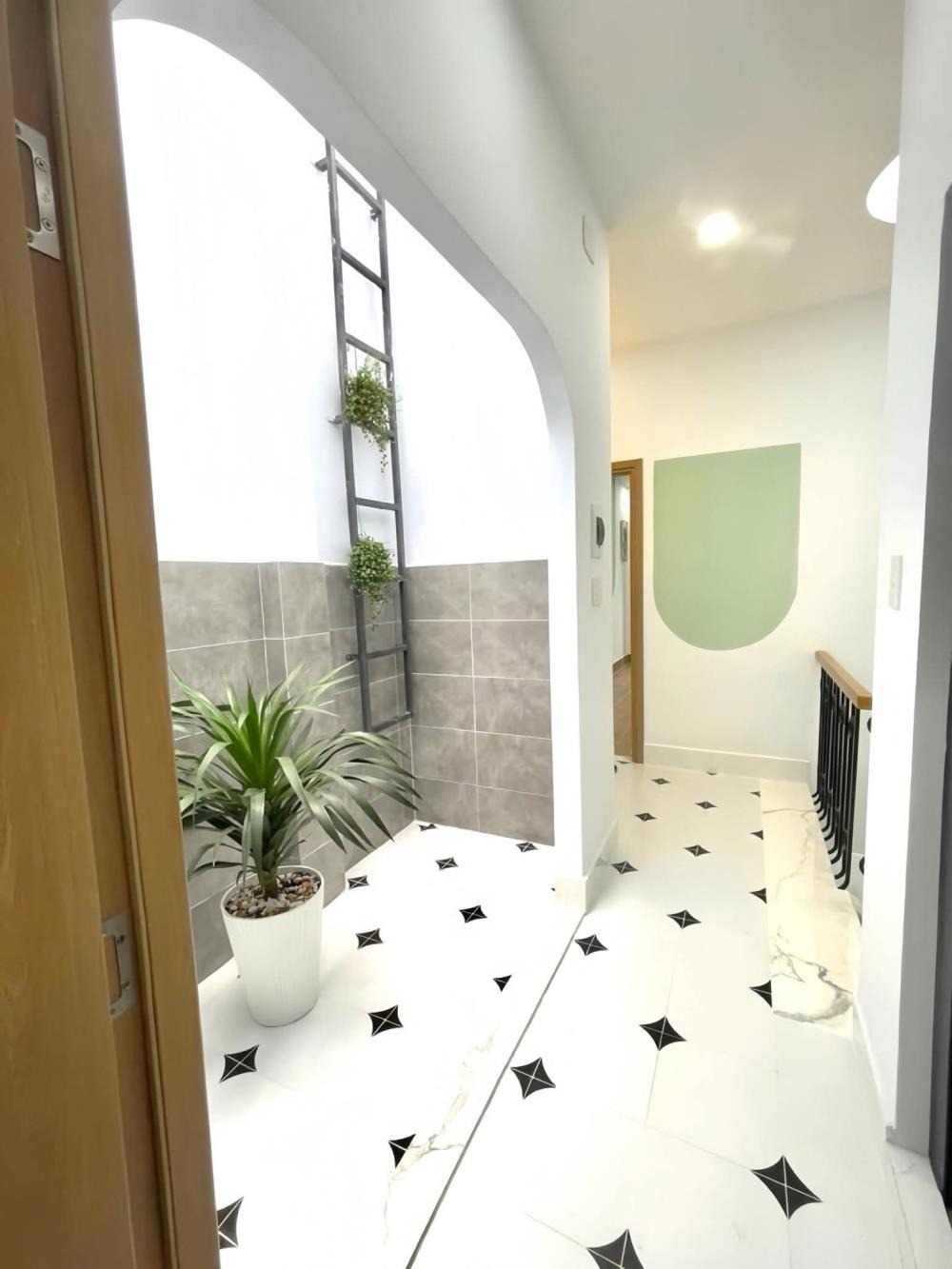 Nhà Mới Xây Nguyễn Hữu Trí - Giá 1.46 Tỷ - Vị Trí Đắc Địa