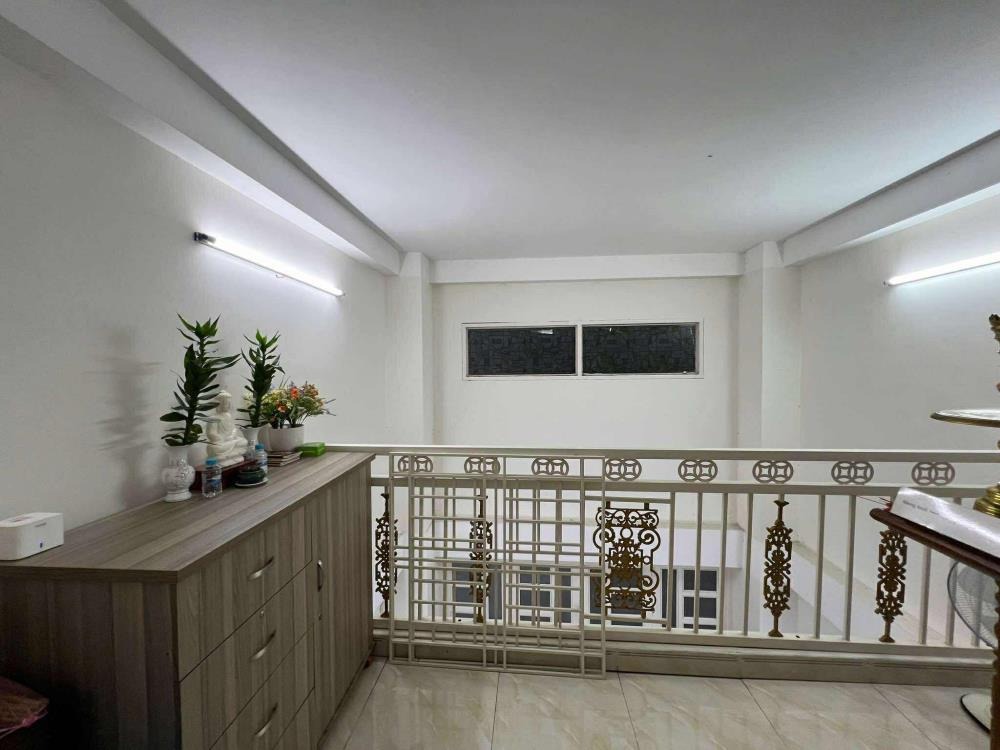 Nhà Mê Linh - 8.8 tỷ - 3PN, Hẻm Xe Tải, Pháp Lý Chiếu Chứng