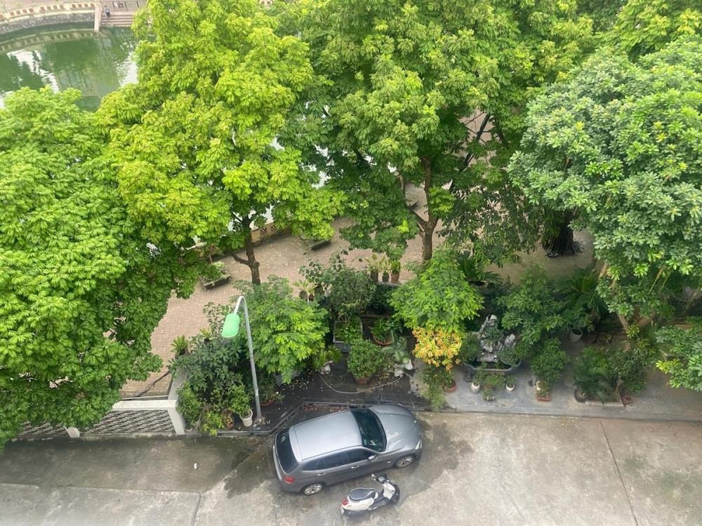 Siêu phẩm phân lô Lạc Long Quân: View Hồ, Gara Ô Tô, Nội Thất Gỗ Lim