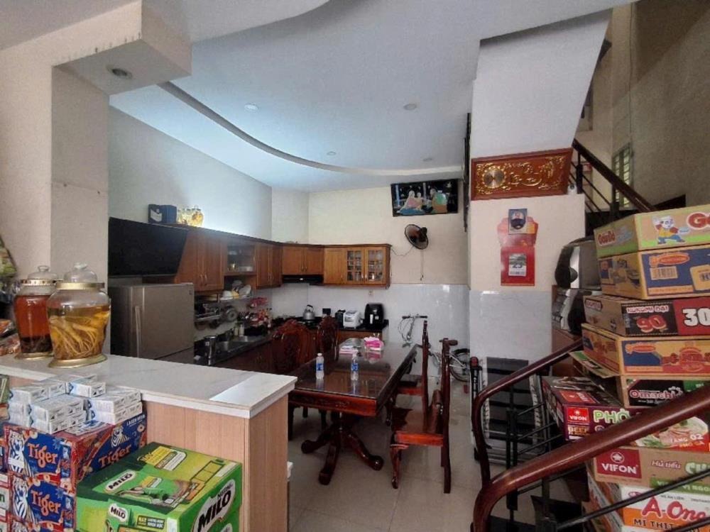 Bán nhà Quận 8 - 130m2 - 1 Đời Chủ - Hưng Phú - Giá Tốt