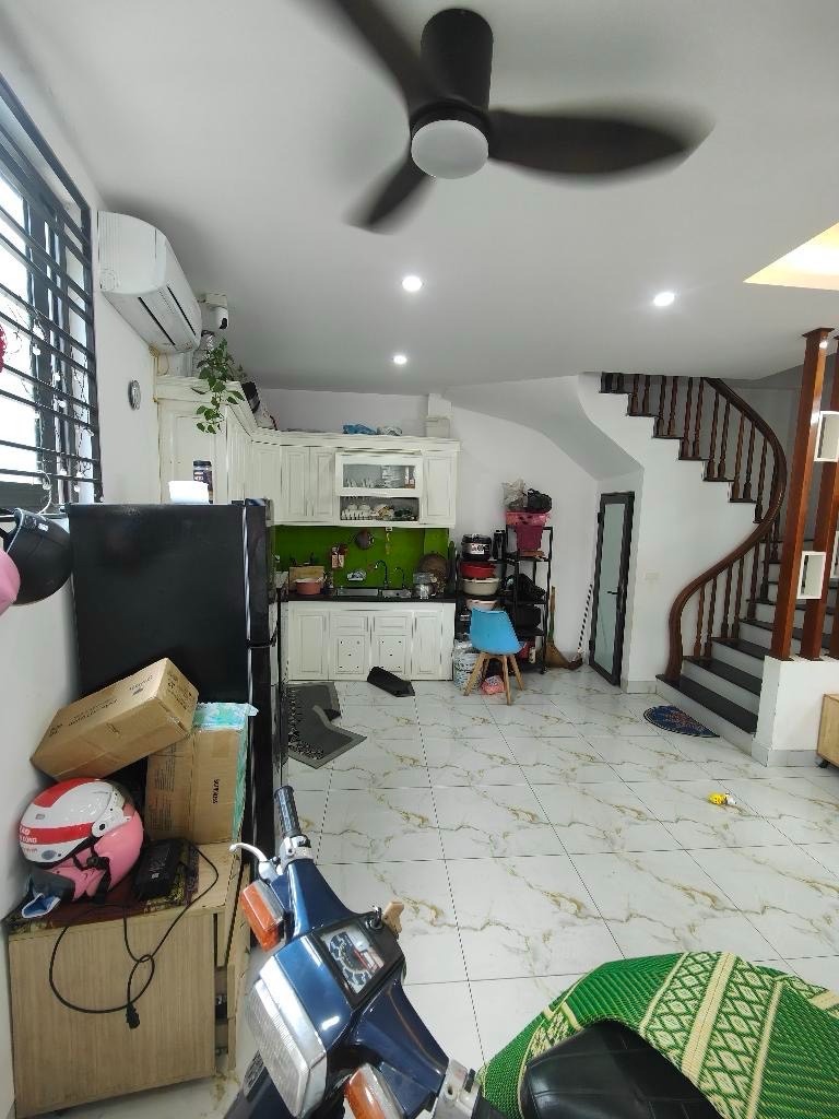 Bán nhà Xuân Phương - Gần FPT - 41m2 Lô Góc - Thoáng Sáng - 8.5 Tỷ